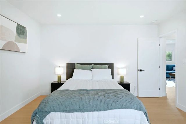 5104 8th Avenue, Los Angeles, CA 90043