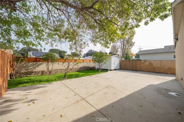 5104 8th Avenue, Los Angeles, CA 90043
