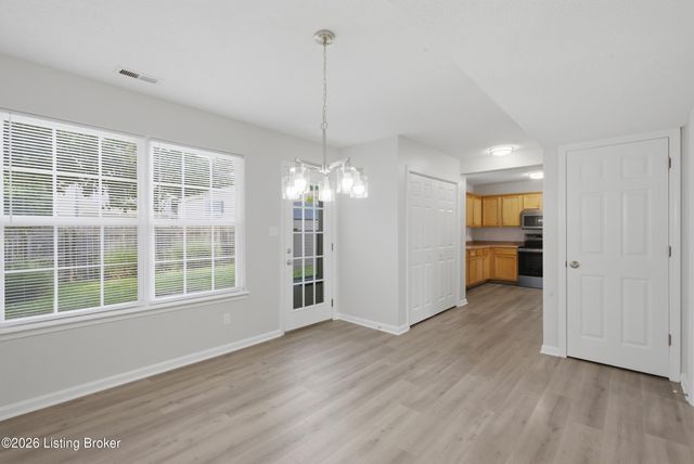 6311 Cottage Field Cir, Louisville, KY 40218