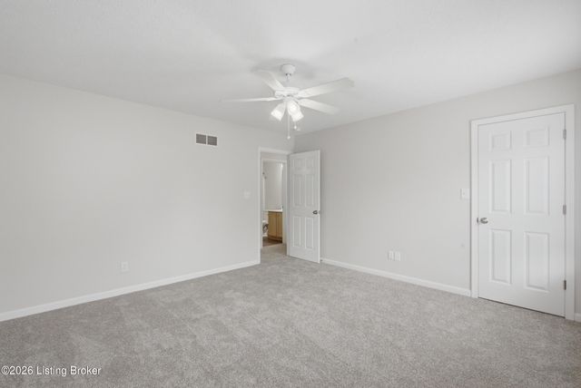 6311 Cottage Field Cir, Louisville, KY 40218