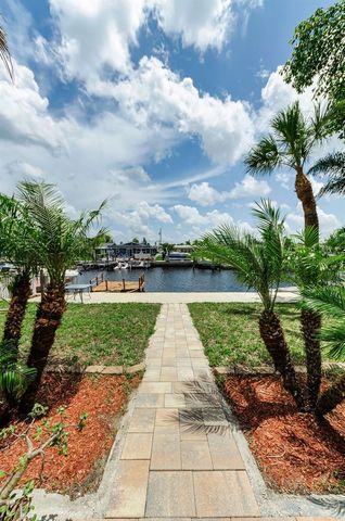 4946 BLUE HERON DRIVE, New Port Richey, FL 34652