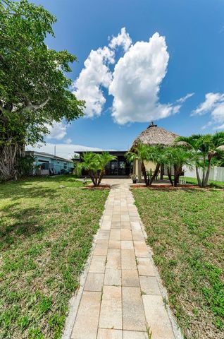 4946 BLUE HERON DRIVE, New Port Richey, FL 34652