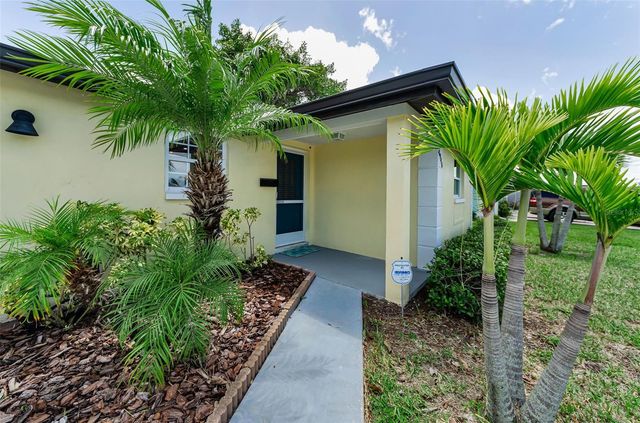 4946 BLUE HERON DRIVE, New Port Richey, FL 34652