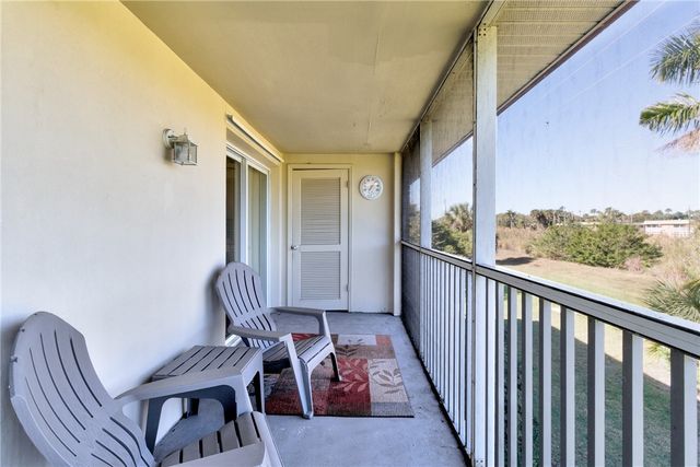 107 Spring Lake Court 206, Vero Beach, FL 32962