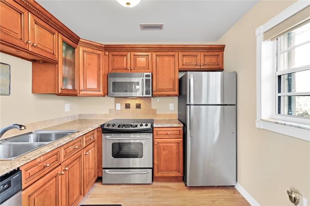 107 Spring Lake Court 206, Vero Beach, FL 32962