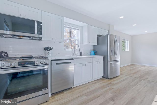 6112 PERRY ST, Landover, MD 20785