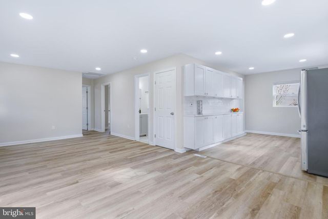 6112 PERRY ST, Landover, MD 20785