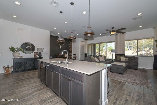 16872 W Vereda Solana Drive, Surprise, AZ 85387