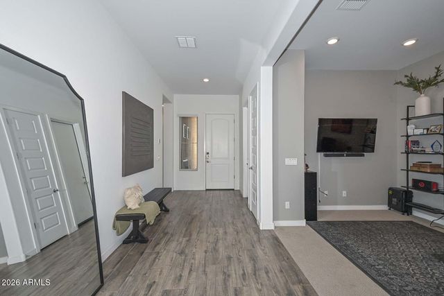 16872 W Vereda Solana Drive, Surprise, AZ 85387