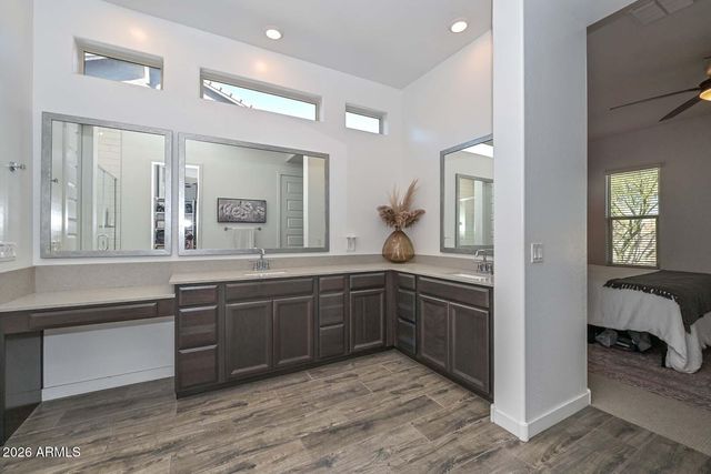 16872 W Vereda Solana Drive, Surprise, AZ 85387