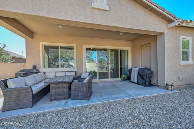 16872 W Vereda Solana Drive, Surprise, AZ 85387