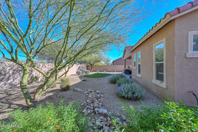 16872 W Vereda Solana Drive, Surprise, AZ 85387