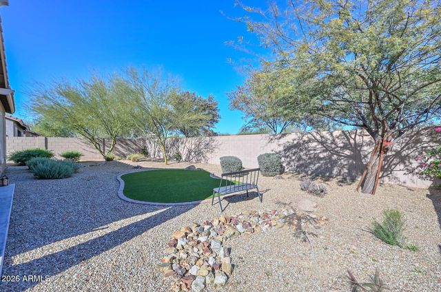 16872 W Vereda Solana Drive, Surprise, AZ 85387