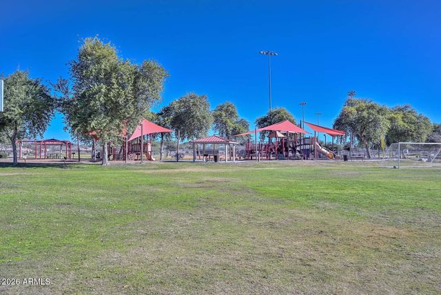 16872 W Vereda Solana Drive, Surprise, AZ 85387