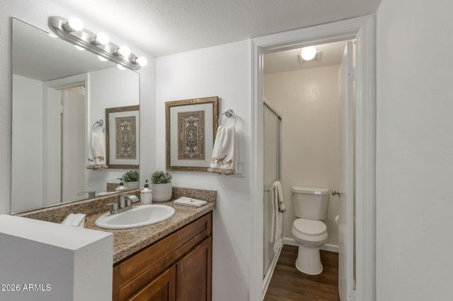 623 W GUADALUPE Road 214, Mesa, AZ 85210