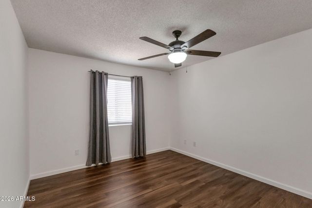 623 W GUADALUPE Road 214, Mesa, AZ 85210