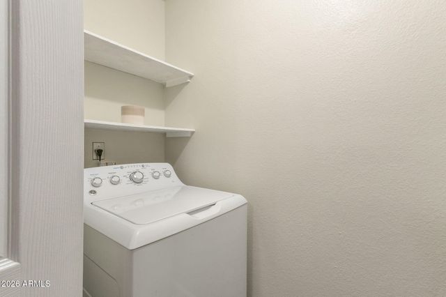 623 W GUADALUPE Road 214, Mesa, AZ 85210