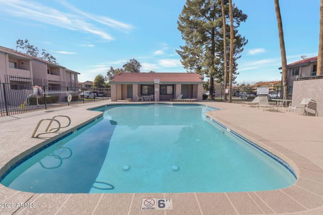 623 W GUADALUPE Road 214, Mesa, AZ 85210