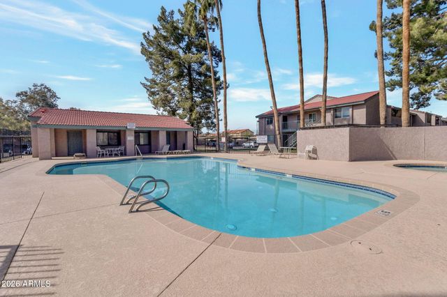 623 W GUADALUPE Road 214, Mesa, AZ 85210