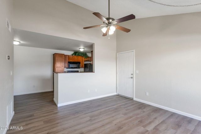 623 W GUADALUPE Road 214, Mesa, AZ 85210