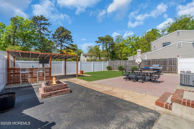 494 New York Avenue, Brick, NJ 08724