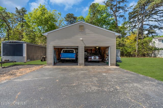 494 New York Avenue, Brick, NJ 08724