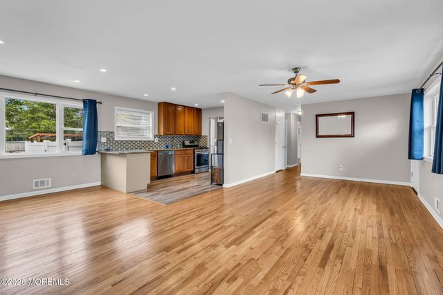 494 New York Avenue, Brick, NJ 08724