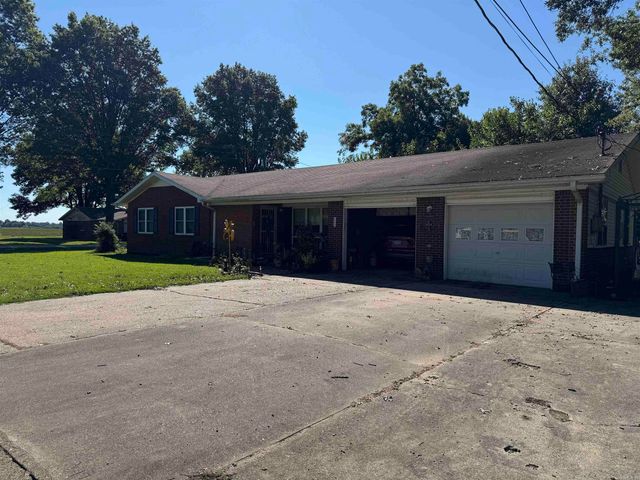 591 Valarie Ln, Piggott, AR 72454