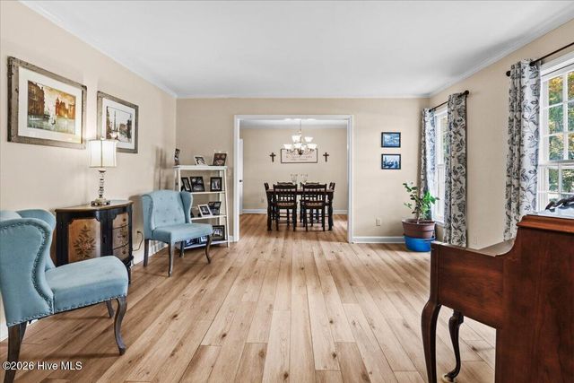 2444 Pine Knoll Drive, Kinston, NC 28504