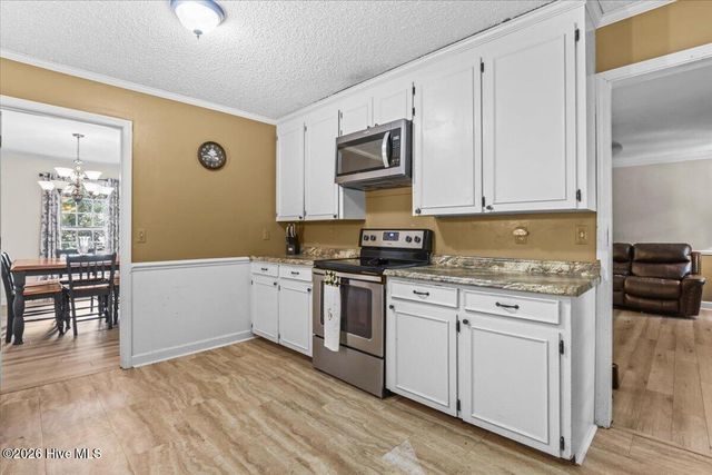 2444 Pine Knoll Drive, Kinston, NC 28504
