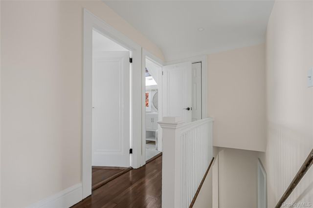 39 Hillcrest, Hartsdale, NY 10530