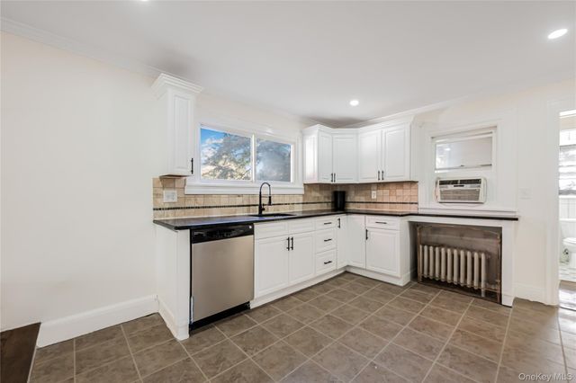 39 Hillcrest, Hartsdale, NY 10530