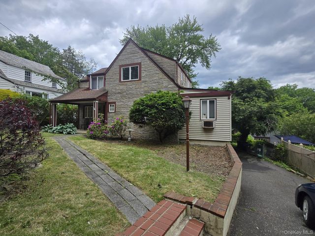 39 Hillcrest, Hartsdale, NY 10530