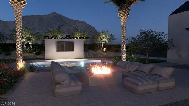 4201 North Grand Canyon Drive, Las Vegas, NV 89129