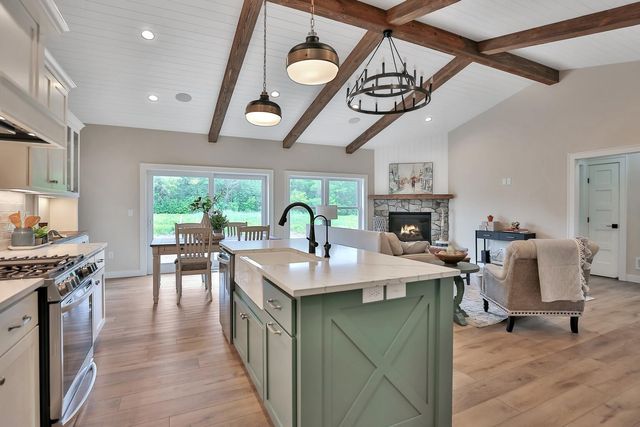 7591 255th Street, Wyoming, MN 55092