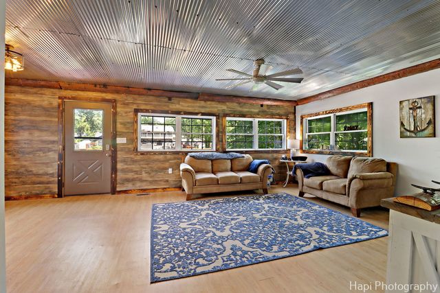 26377 W Marie Avenue, Antioch, IL 60002