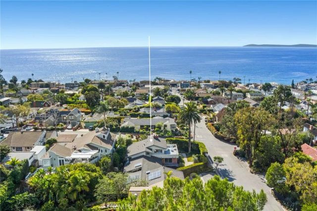 1900 Catalina Street, Laguna Beach, CA 92651