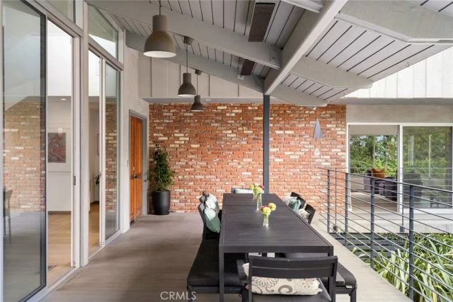 1900 Catalina Street, Laguna Beach, CA 92651