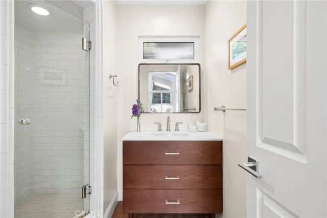 1900 Catalina Street, Laguna Beach, CA 92651