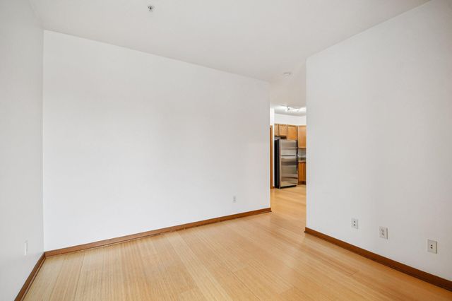 15 E Franklin Avenue 224, Minneapolis, MN 55404
