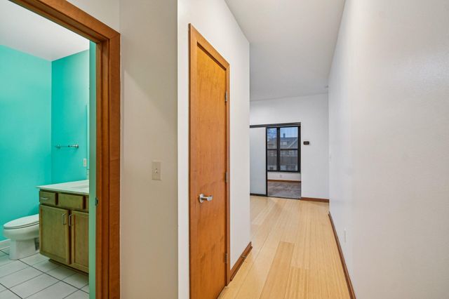 15 E Franklin Avenue 224, Minneapolis, MN 55404
