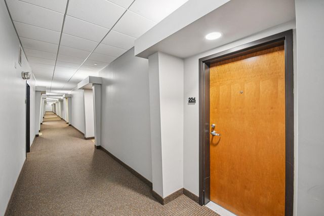 15 E Franklin Avenue 224, Minneapolis, MN 55404