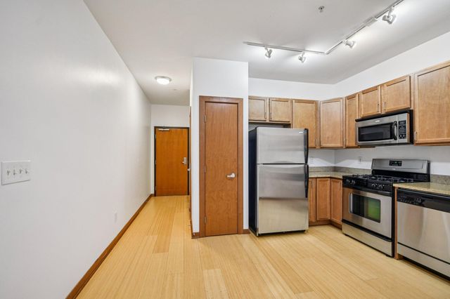 15 E Franklin Avenue 224, Minneapolis, MN 55404