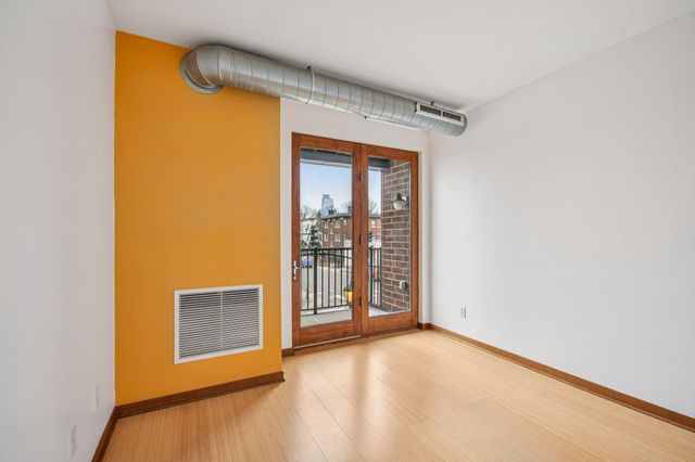 15 E Franklin Avenue 224, Minneapolis, MN 55404