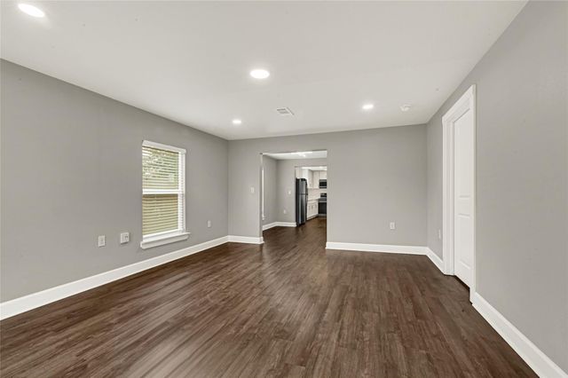 7515 Laredo Street, Houston, TX 77020