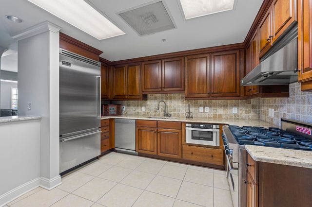 9547 Edgerton Dr Apt 303, Myrtle Beach, SC 29572