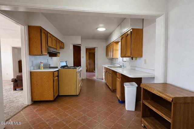 5901 SIMPIA Drive, El Paso, TX 79905