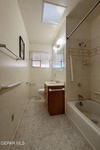 5901 SIMPIA Drive, El Paso, TX 79905