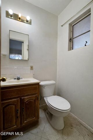 5901 SIMPIA Drive, El Paso, TX 79905