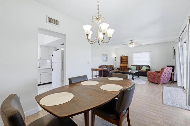 5887 TIDEWOOD AVENUE 2, Sarasota, FL 34231